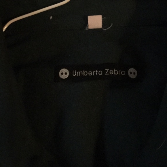 Umberto Zebra M Forest green button up shirt - Picture 2 of 6